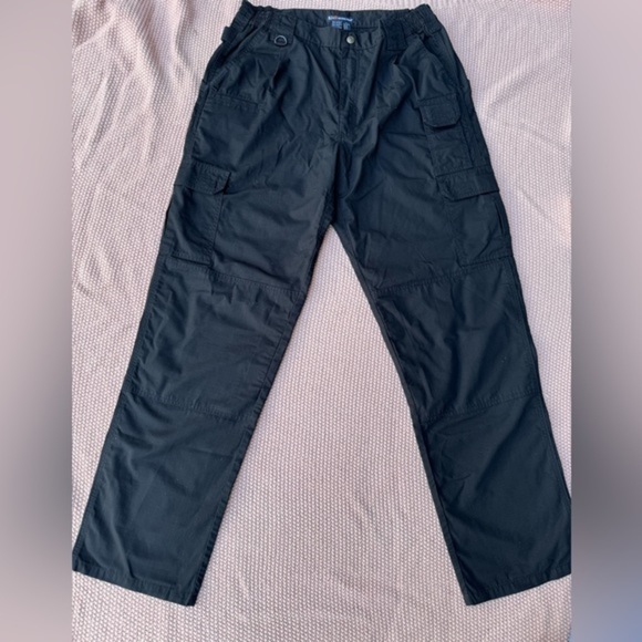 Men's Black 5.11 Tactical Pants - Picture 1 of 4